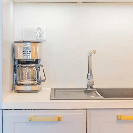 Horyzont -polanki Aqua- Strefa Z Basenem I Fitness Studio, Prywatny Garaz Kołobrzeg