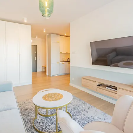 Apartment Horyzont -polanki Aqua- Strefa Z Basenem I Fitness Studio, Prywatny Garaz Kolobrzeg