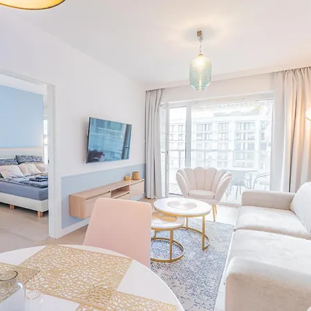 Appartement Horyzont -polanki Aqua- Strefa Z Basenem I Fitness Studio, Prywatny Garaz Kołobrzeg