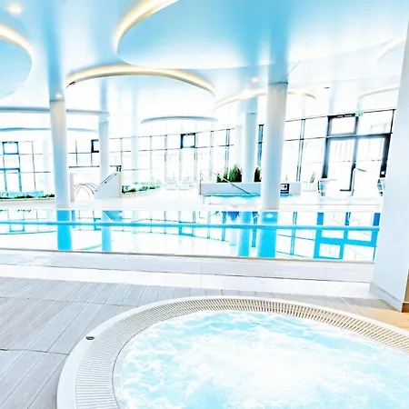 Διαμέρισμα Horyzont -polanki Aqua- Strefa Z Basenem I Fitness Studio, Prywatny Garaz Kołobrzeg