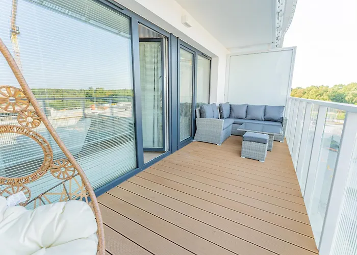 Horyzont -polanki Aqua- Strefa Z Basenem I Fitness Studio, Prywatny Garaz