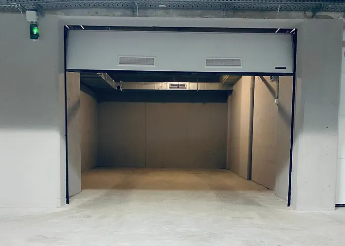 Horyzont -polanki Aqua- Strefa Z Basenem I Fitness Studio, Prywatny Garaz Kolobrzeg