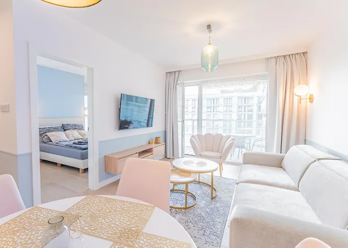 Apartment Horyzont -polanki Aqua- Strefa Z Basenem I Fitness Studio, Prywatny Garaz Kolobrzeg