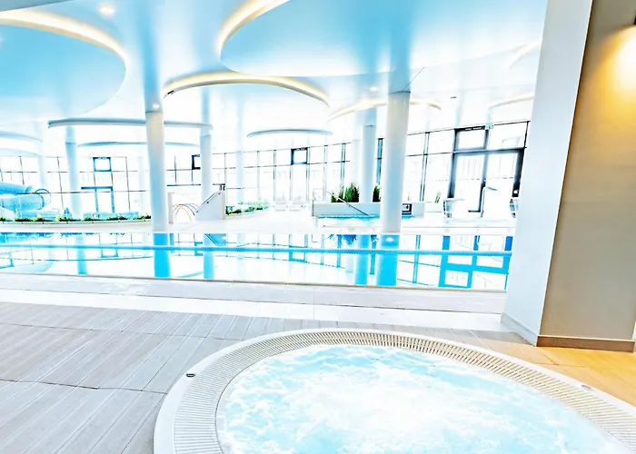 Apartment Horyzont -polanki Aqua- Strefa Z Basenem I Fitness Studio, Prywatny Garaz Kolobrzeg