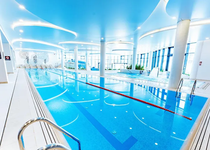 Horyzont -polanki Aqua- Strefa Z Basenem I Fitness Studio, Prywatny Garaz